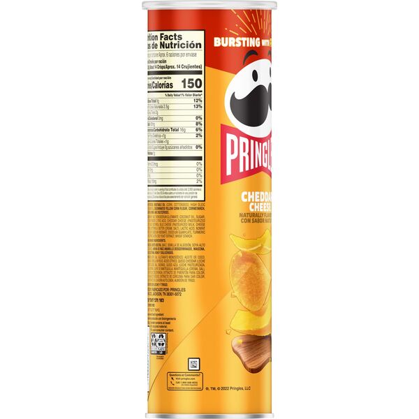 Pringles® Cheddar Cheese Potato Crisps Chips, 5.5 oz - Foods Co.