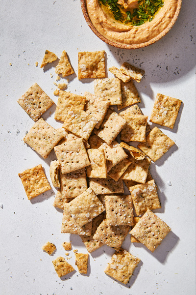 https://assets.syndigo.cloud/cdn/438691d0-107b-40f4-b388-dfc0651392aa/fileType_jpeg;size_600x600/Sourdough-Crackers%201%201.jpg