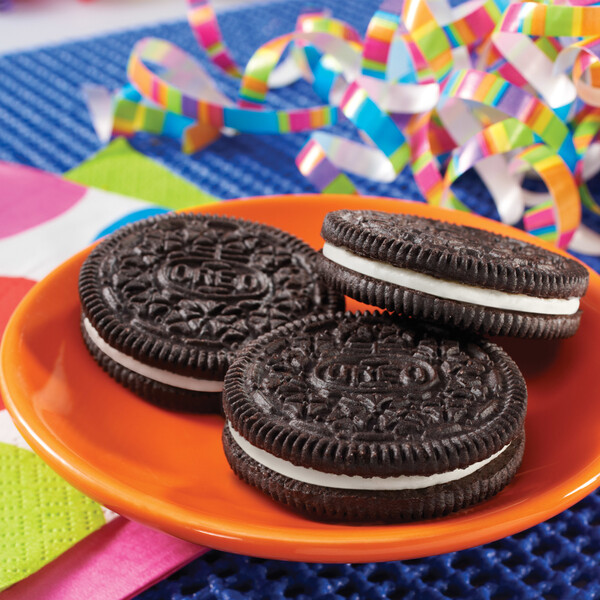OREO Chocolate Sandwich Cookies - 13.2 oz pkg | Stop & Shop